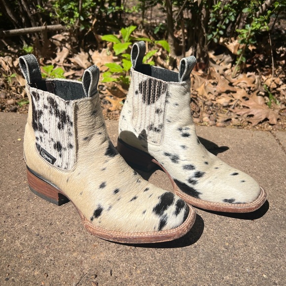 Cowhide Booties - Picture 1 of 3